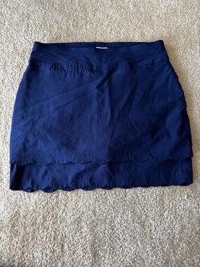 Crown & Ivy Navy Scalloped Skort size 10